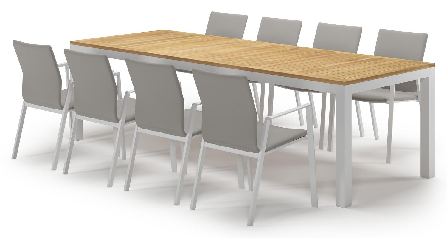 Varese tuinset in wit aluminium en naturel teak tafelblad met 8 stapelbare Madura tuinstoelen