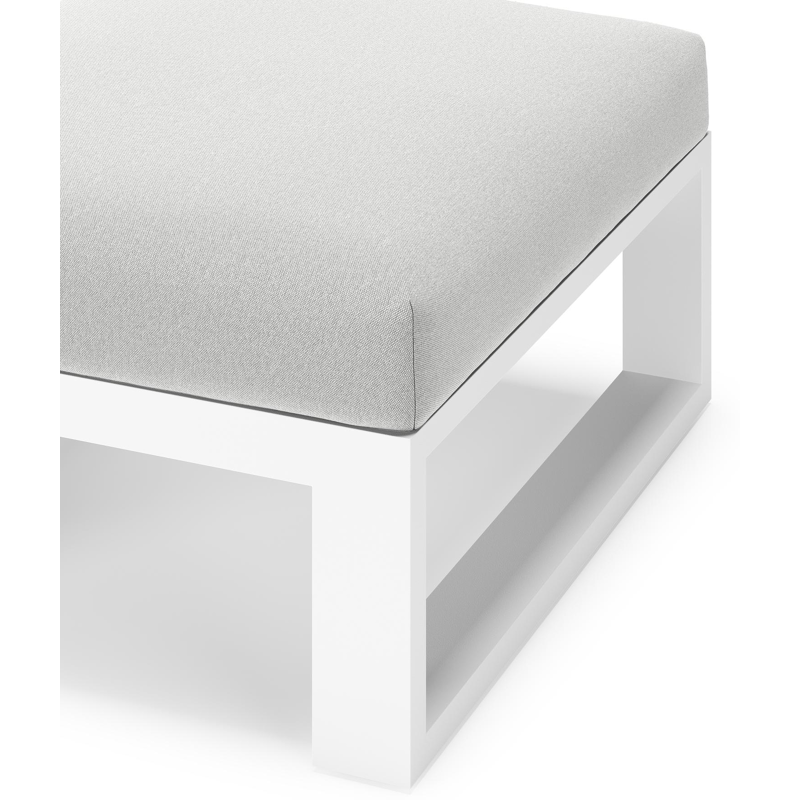 Pouf Verato en aluminium blanc et coussins en all weather sunbrella® luxe natte grey chine