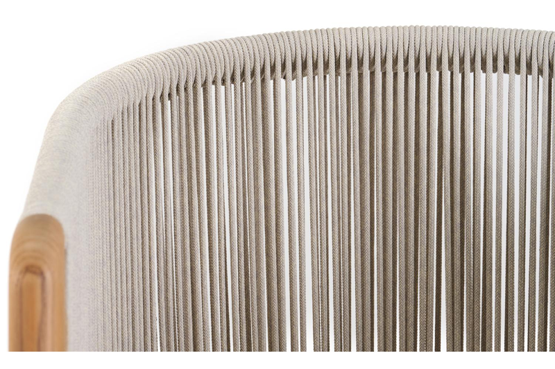 Gardo tuinstoel in teak en beige verticaal geweven ronde rope met kussen in chartres pewter all weather sunbrella® luxe