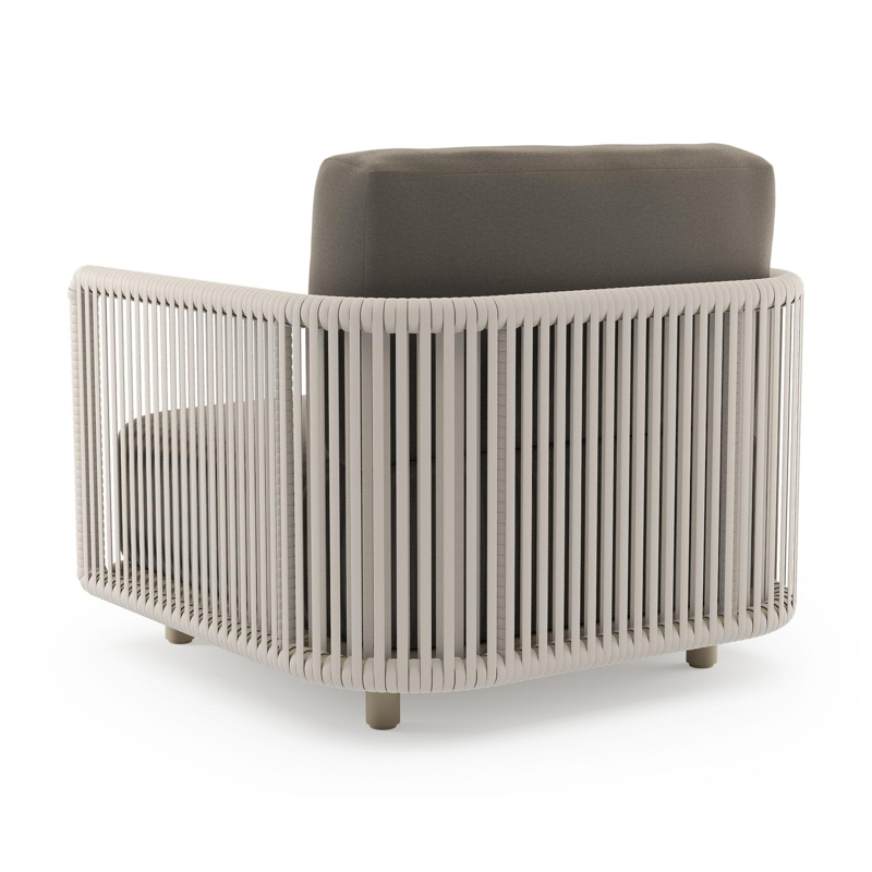 Fauteuil de jardin Organo en aluminium beige et corde luxe plate tissée verticalement beige et coussin en all weather Sunbrella® luxe natte carbon beige