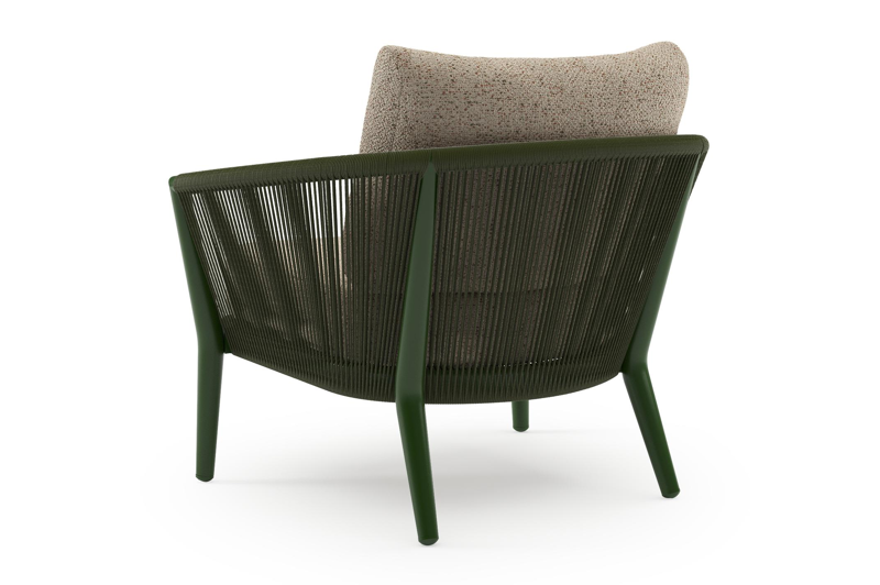 Orso loungestoel in groen aluminium en groen verticaal geweven ronde rope met Bora Jungle all weather cosytica kussen