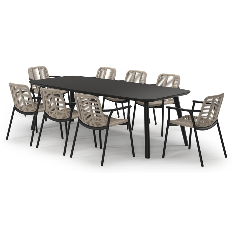 Mosa tuinset in zwart aluminium en notte minerale sintered stone met 8 stapelbare Berga tuinstoelen