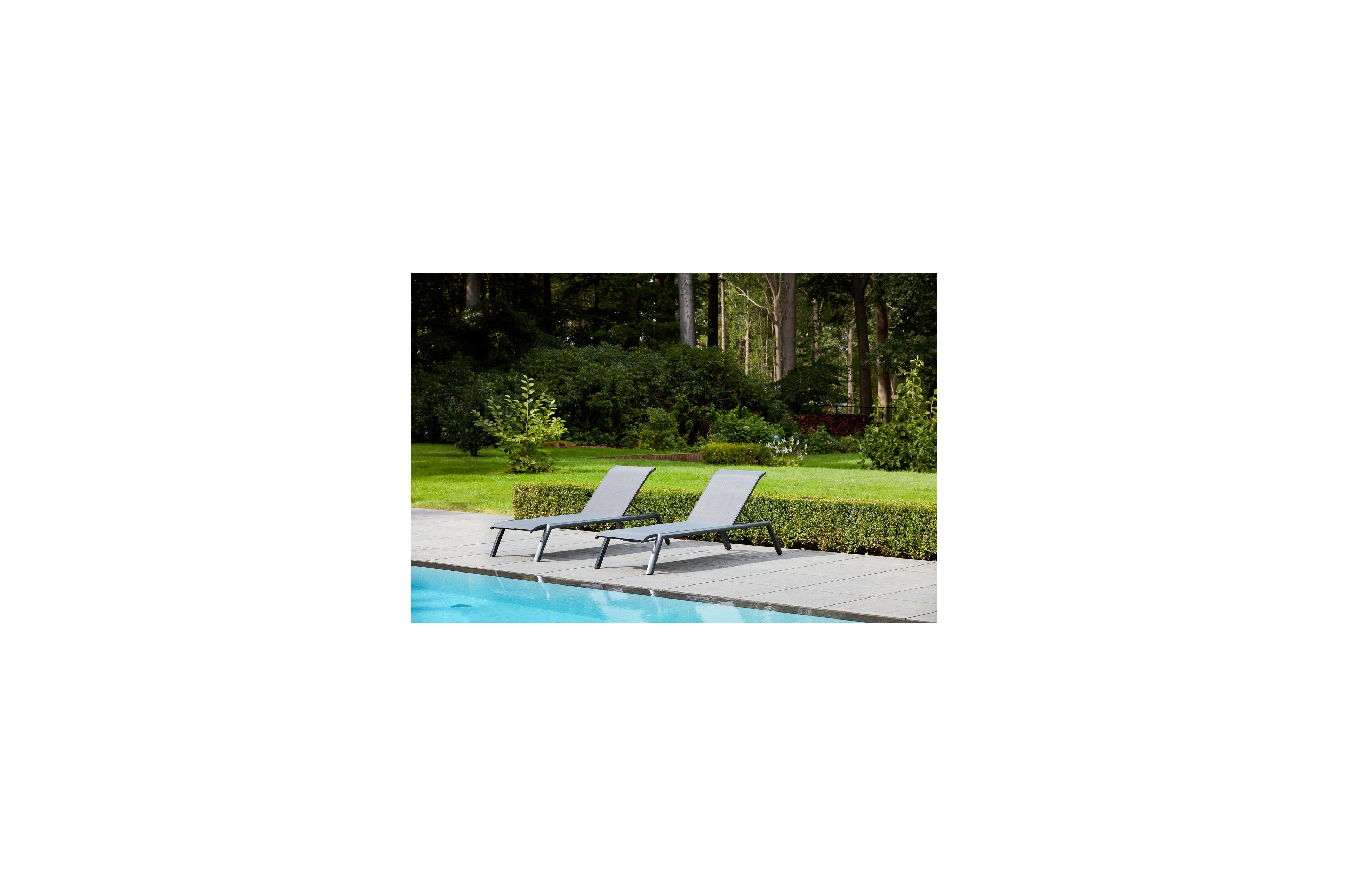 Set van 2 verstelbare Bari ligbedden in zwart aluminium en grijs textileen