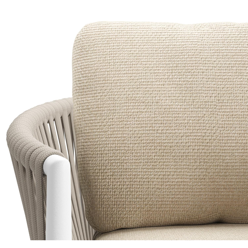 Chaise de jardin Organo en aluminium blanc et corde luxe plate tissée verticalement beige avec coussin en All Weather Cosytica Althea Chalk