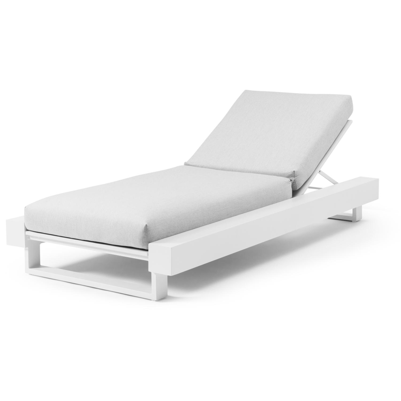 Nano verstelbaar ligbed in wit aluminium met natte grey chine all weather sunbrella® luxe kussens