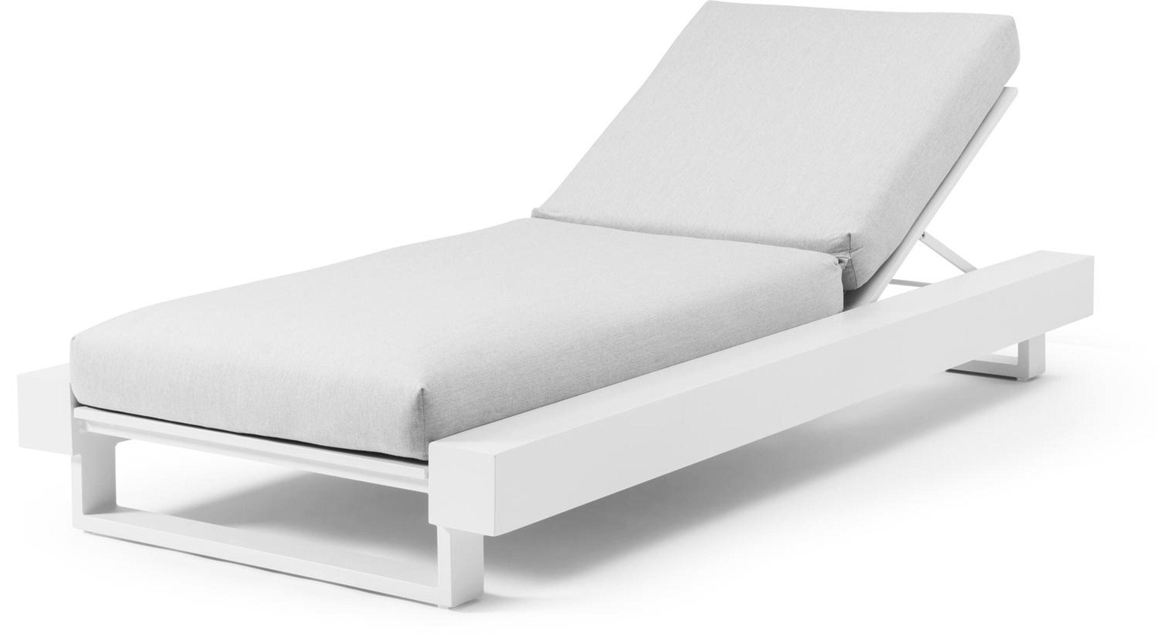 Nano verstelbaar ligbed in wit aluminium met natte grey chine all weather sunbrella® luxe kussens