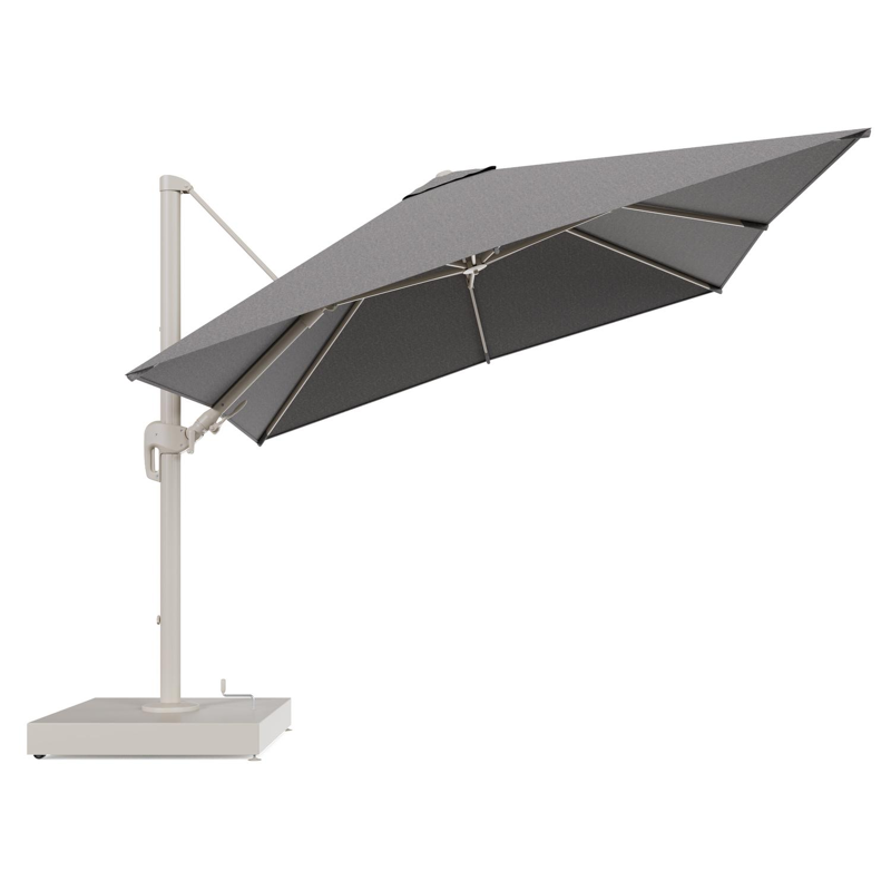 Rufina zweefparasol met tiltfunctie in beige aluminium en Chartres Drizzle All Weather Sunbrella® Luxe parasoldoek - L1 300 x L2 300 cm met parasolvoet Minore 260 kg met wielen