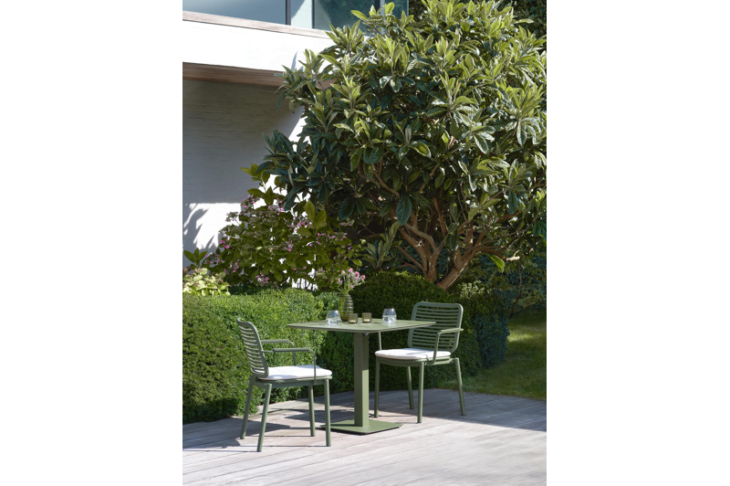 Fano stapelbare tuinstoel in groen aluminium