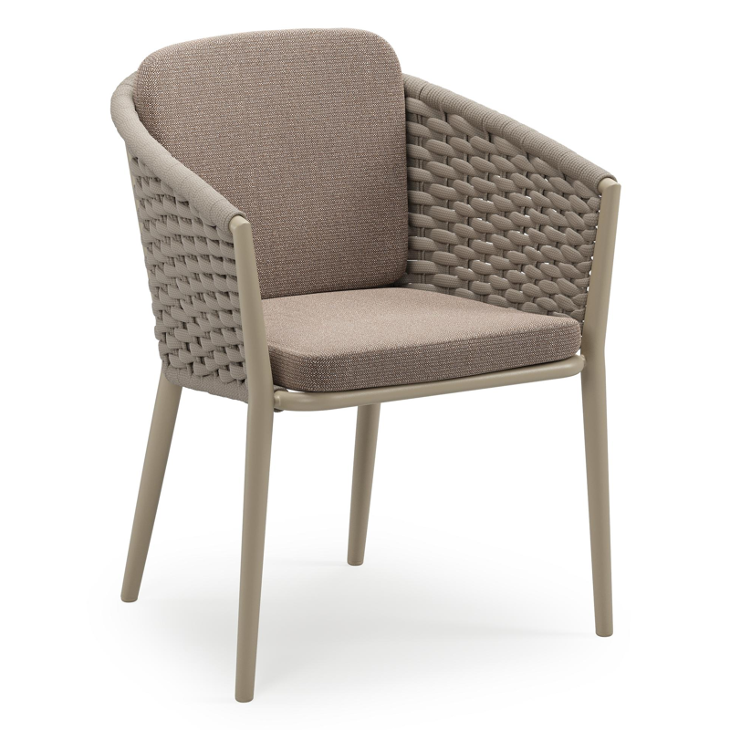 Orso stapelbare tuinstoel in beige aluminium en beige horizontaal geweven ronde rope met stoelkussen in All Weather Sunbrella® Luxe Savane Earth