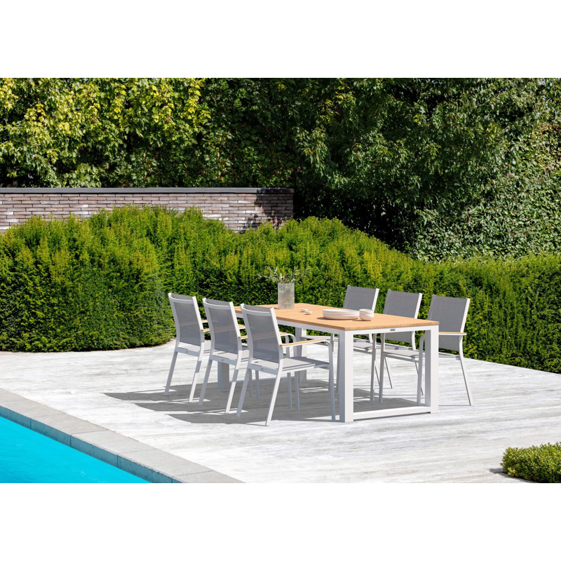 Livo tuinset in wit aluminium en naturel teak tafelblad met 6 stapelbare Amalfi tuinstoelen