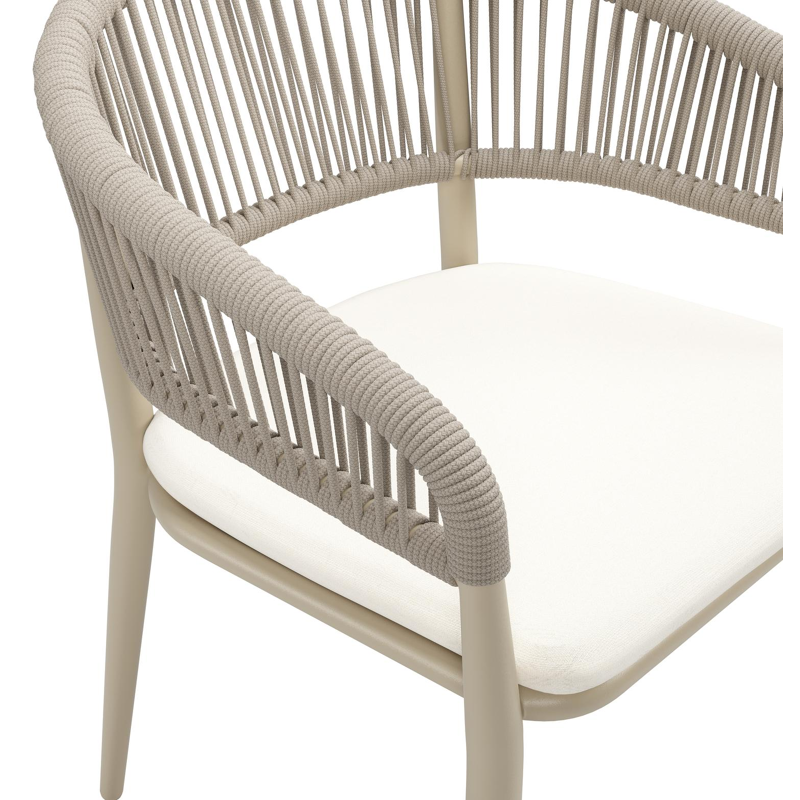 Tolfa stapelbare tuinstoel in beige aluminium en beige verticaal geweven ronde rope met stoelkussen in All Weather Sunbrella® Luxe Natte White