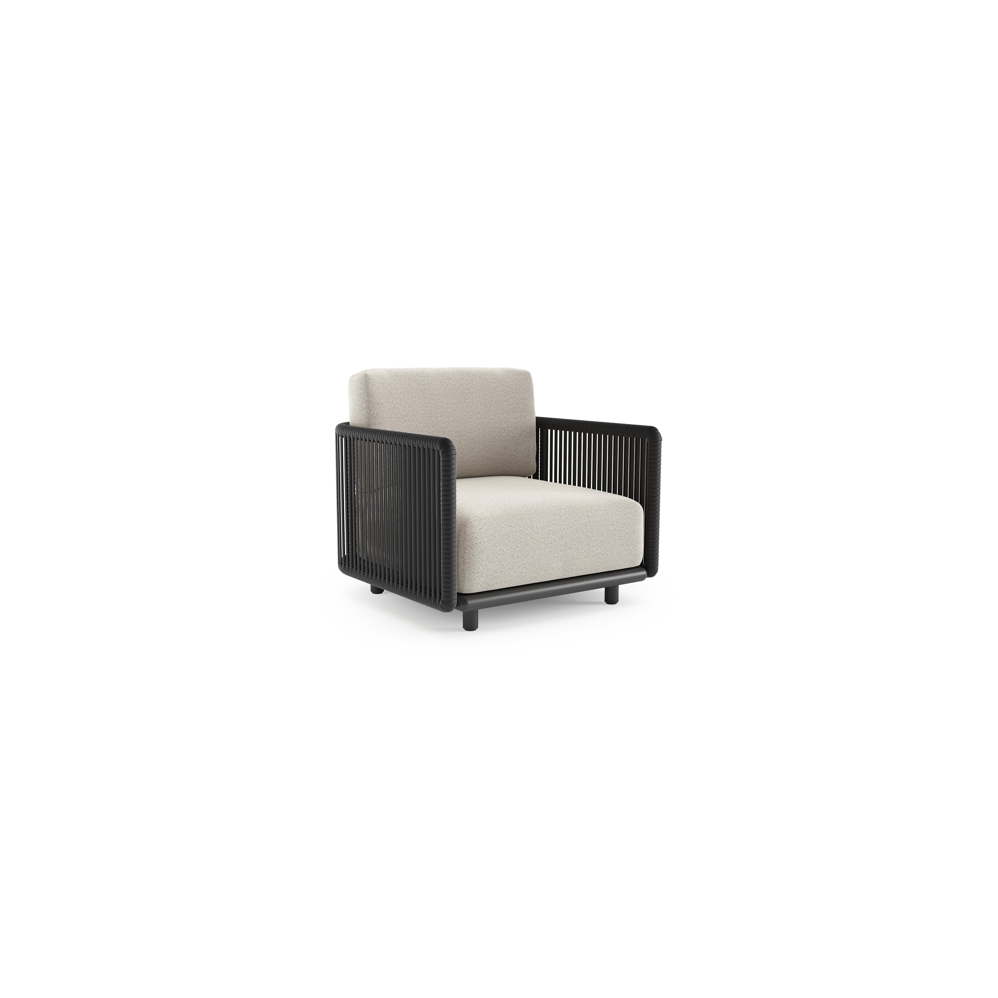 Fauteuil de jardin Organo en aluminium noir et corde luxe plate tissée verticalement noir et coussin en all weather Solica firenze natural