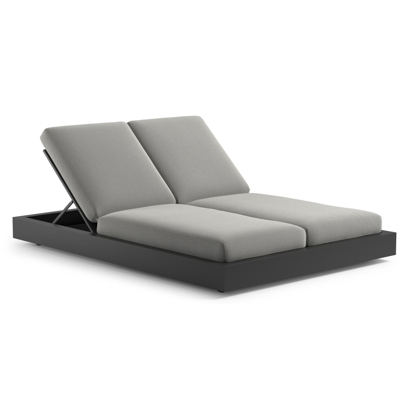 Como verstelbaar dubbel ligbed in zwart aluminium met savane nimbus all weather Sunbrella® luxe kussen