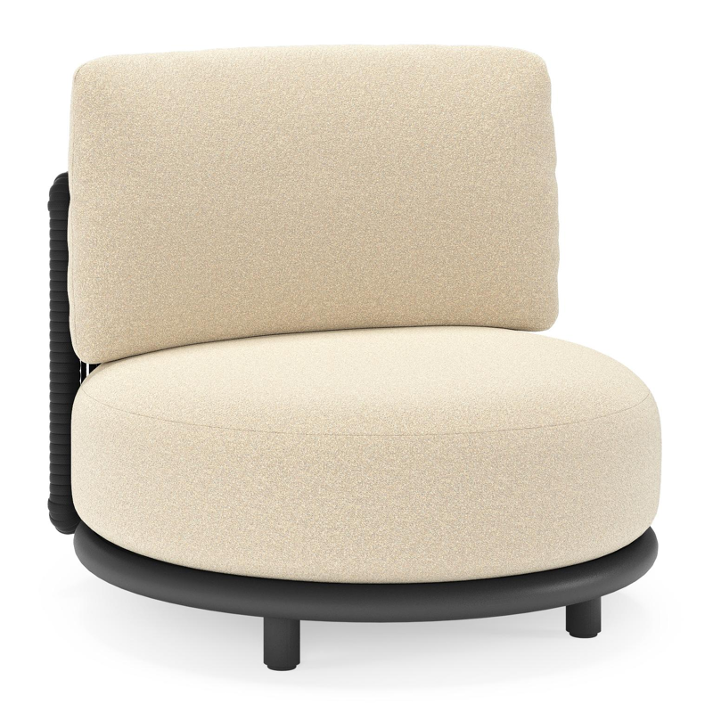 Fauteuil de jardin Lomano en aluminium noir et corde luxe plate tissée verticalement beige et coussins en all weather solica soul papyrus