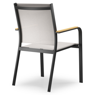 Amalfi tuinstoel in zwart aluminium en beige single textilene met teak armleuning