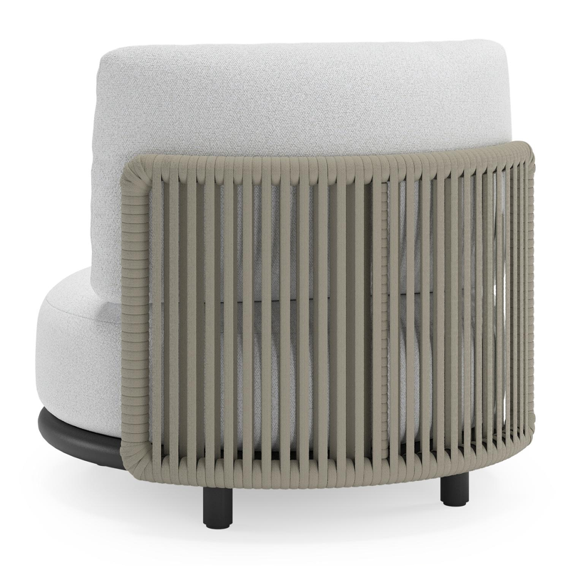 Fauteuil de jardin Lomano en aluminium noir et corde luxe plate tissée verticalement beige et coussins en all weather solica Ego Birch