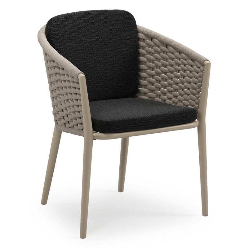 Orso stapelbare tuinstoel in beige aluminium en beige horizontaal geweven ronde rope met stoelkussen in All Weather Sunbrella® Luxe Lopi Baribal