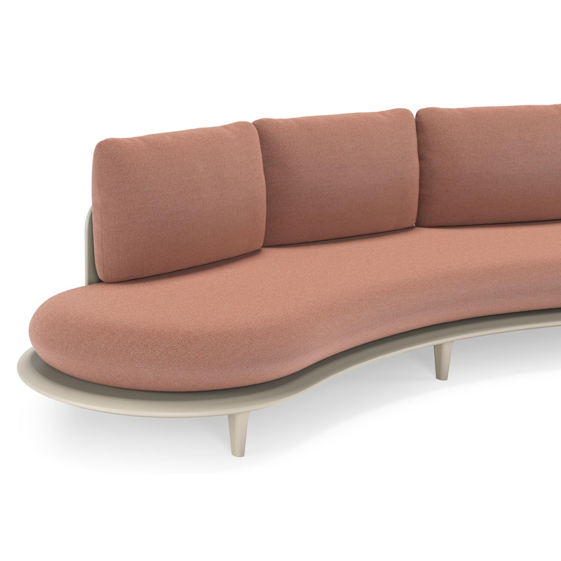 Bomero loungebank in beige aluminium met savane rust all weather sunbrella® luxe kussen