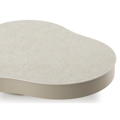 Table de basse Lomano cloud en aluminium beige et céramique pleine Shilin - Lg. 131 x Lrg. 108 x Haut. 25 cm
