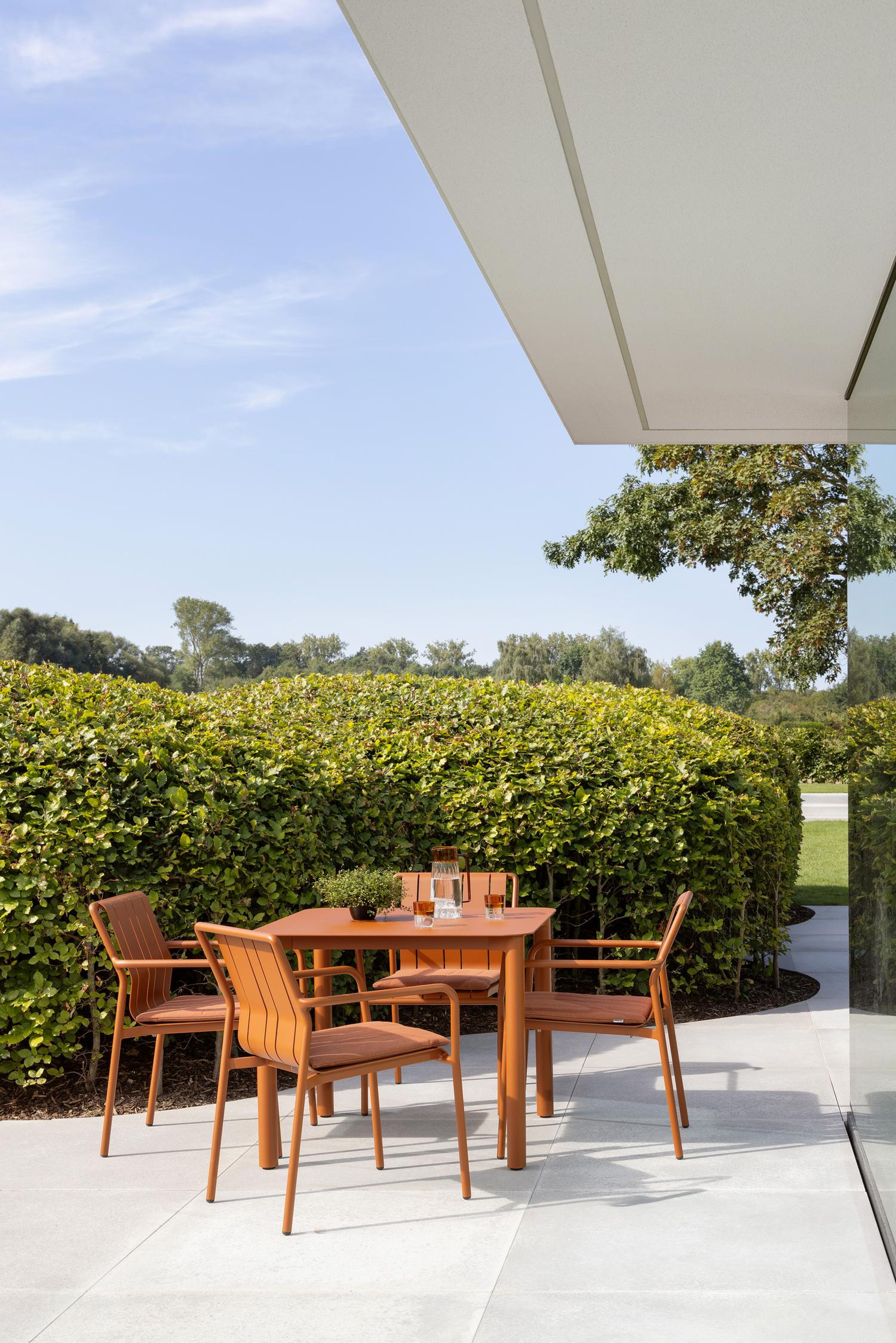 Bolito tuinstoel in roestbruin aluminium