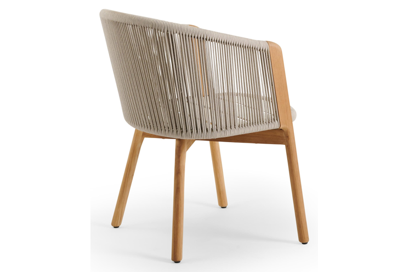 Gardo tuinstoel in teak en beige verticaal geweven ronde rope met kussen in chartres pewter all weather sunbrella® luxe