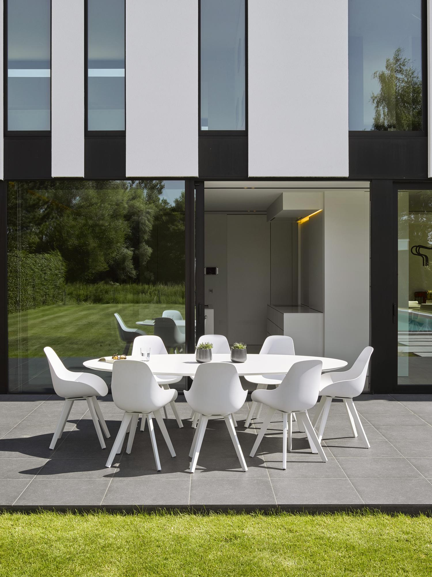 Mesa tuinstoel in wit aluminium en wit kunststof