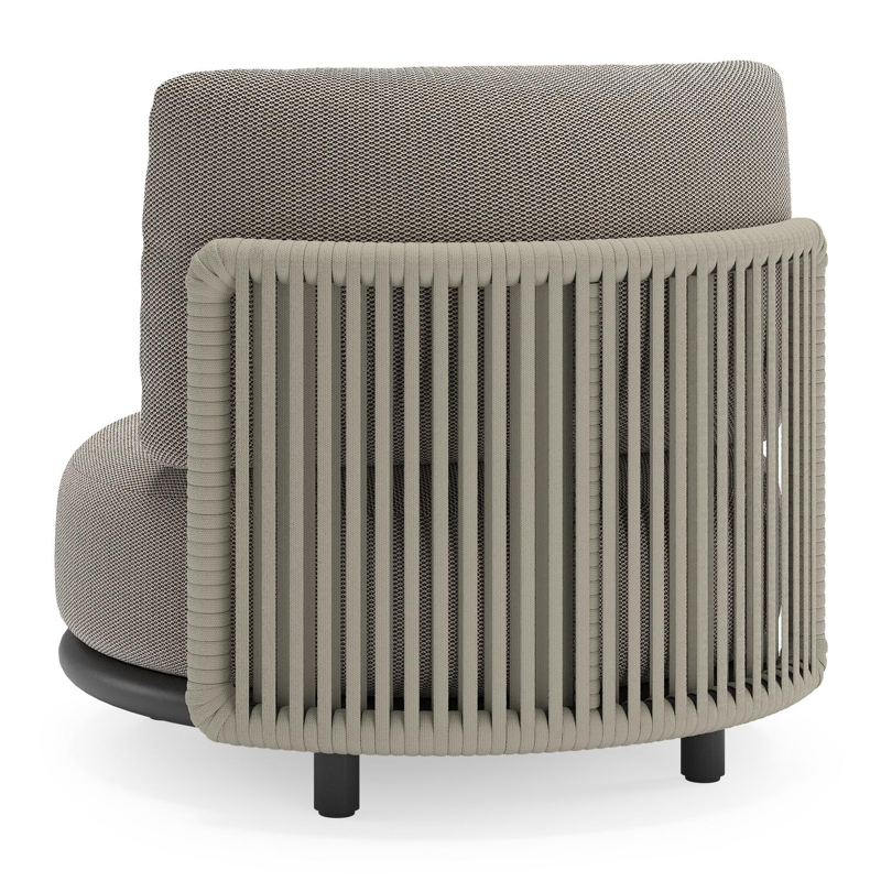 Lomano loungestoel in zwart aluminium en beige verticaal geweven luxe vlakke rope met Lopi Pepper all weather sunbrella® luxe